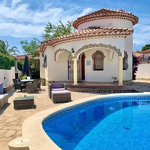 https://villa-sonrisa-de-oro-private-swimming-pool.catalonia-hotels.com
